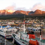 Puerto de Ushuaia: Balance Positivo y Expectativas para la Temporada de Cruceros 2024-2025