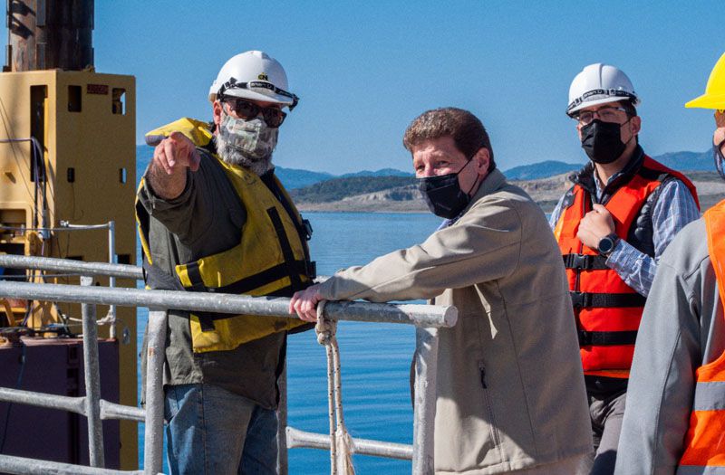 El Gobernador de Tierra del Fuego recorrió la ampliación del muelle comercial del Puerto de Ushuaia