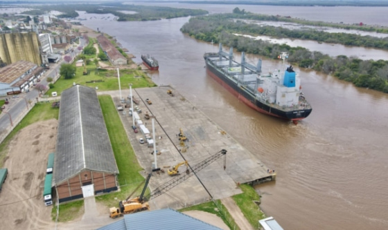 Concepción del Uruguay: Aumenta la actividad portuaria con la operación de tres buques en solo cinco días