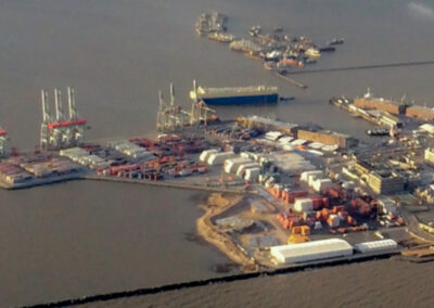 Se debate el financiamiento del dragado del Puerto de Montevideo y la continuidad de la empresa china CHEC Dredging