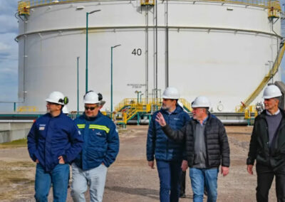 Trafigura confirma inversión de 200 millones de dólares en Refinería Bahía Blanca