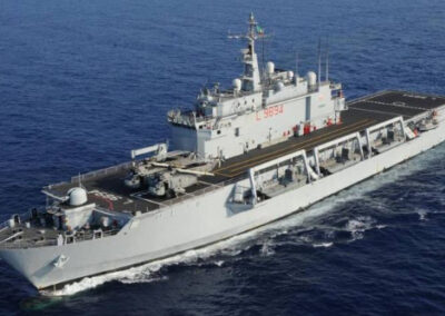 El Ministro de Defensa viaja a Italia para negociar la compra del buque San Giorgio