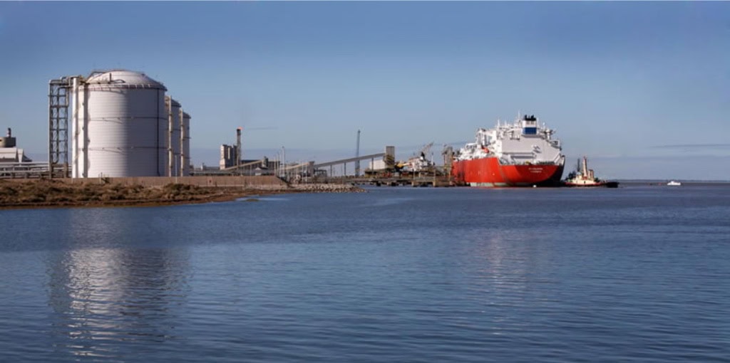 Gobernación de Buenos Aires Impulsa Proyecto de Ley para Planta de GNL en Bahía Blanca