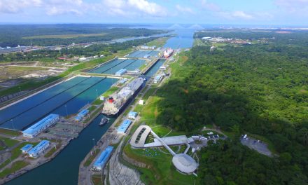 El Canal de Panamá aumenta el calado máximo permitido a 49 pies