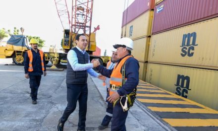 Corrientes exporta madera a Europa desde su puerto capital