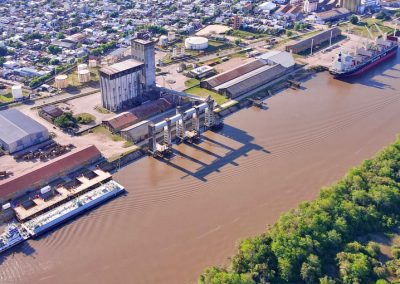 Puerto de Concepción del Uruguay: Más carga, nuevos destinos y generación de empleo