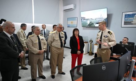 Prefectura inauguró un nuevo simulador de navegación en su Escuela de Oficiales