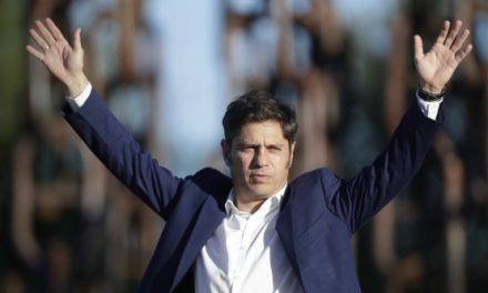 Axel Kicillof impulsa el Canal Magdalena y cuestiona la concesión de la Hidrovía