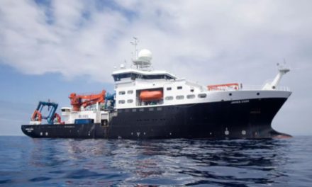 Argentina niega permiso de investigación científica al Buque Británico RRS James Cook en el Mar Argentino